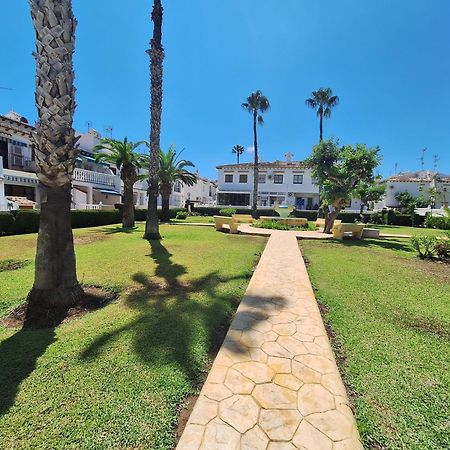 Bebi Casa Apartment Τορεβιέχα Εξωτερικό φωτογραφία