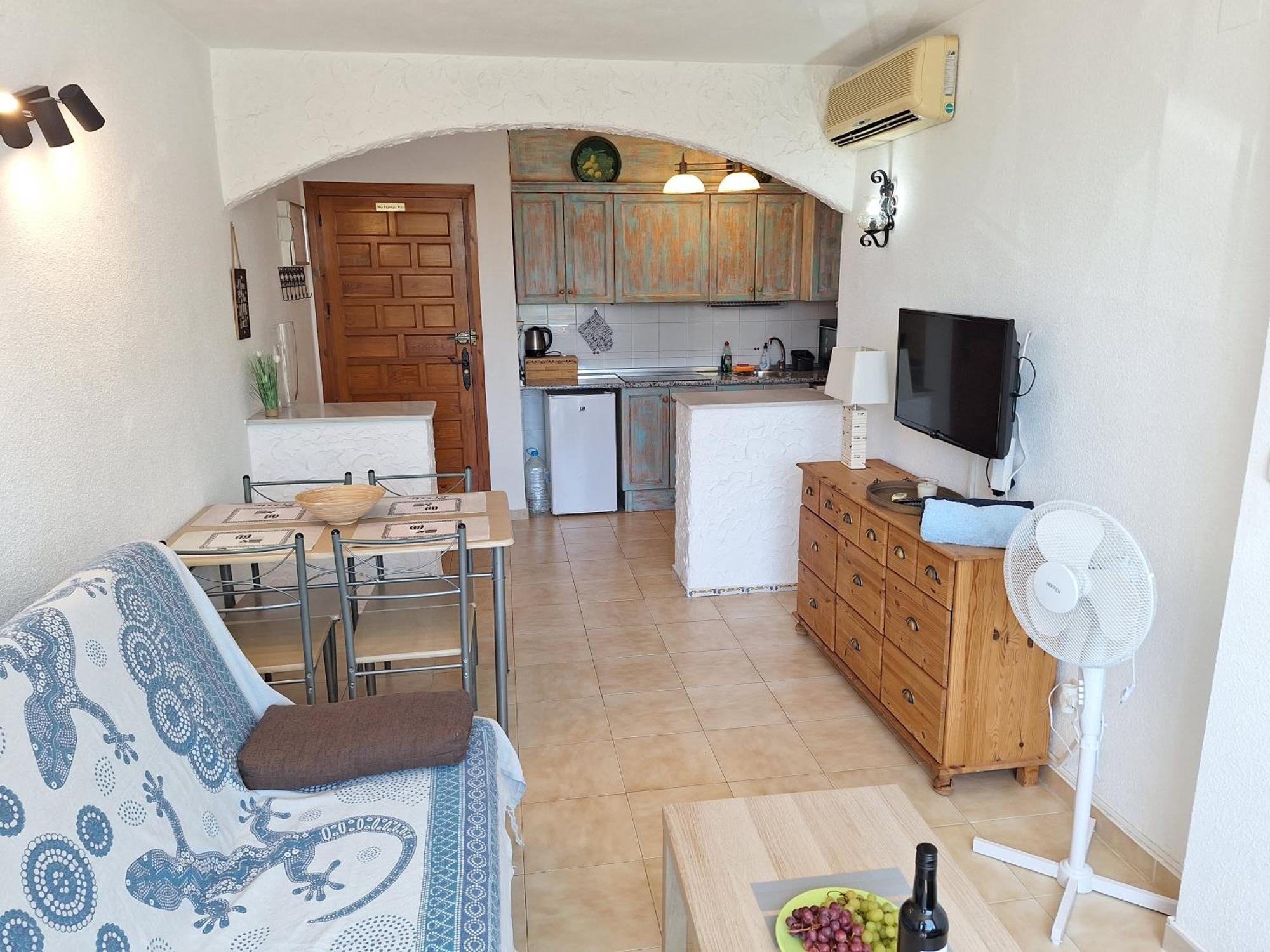 Bebi Casa Apartment Τορεβιέχα Εξωτερικό φωτογραφία